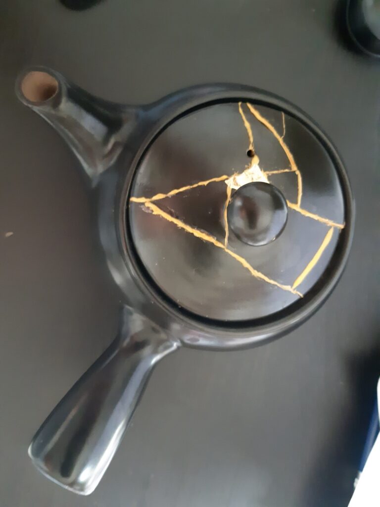 Kintsugi